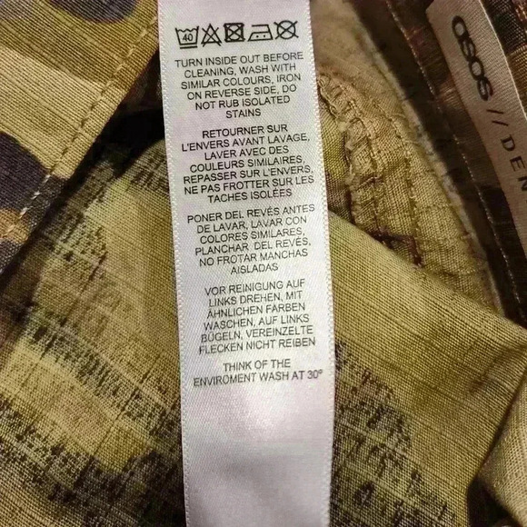 Women's ASOS Denim Camo Shorts Size US 6 UK 10 - Picture 8 of 11